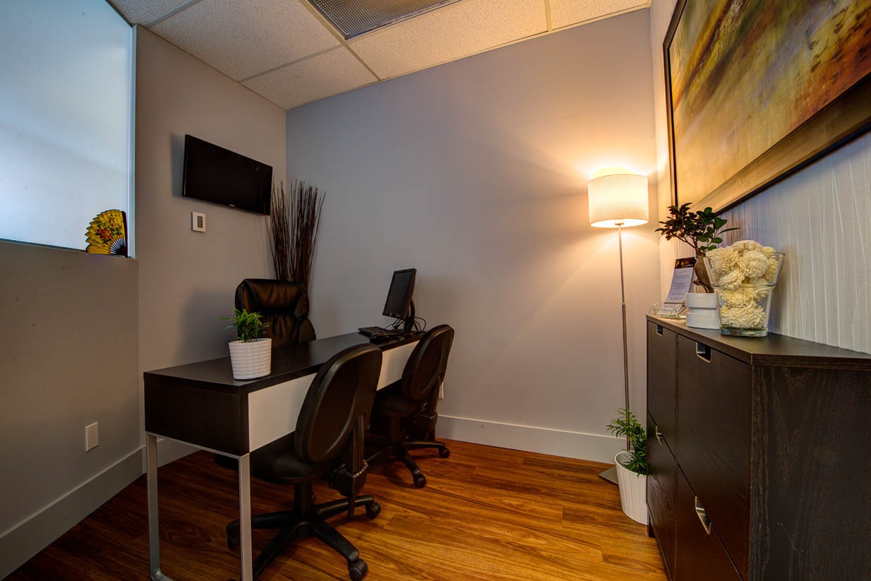 Mount Royal Village Family Chiropractic | Office