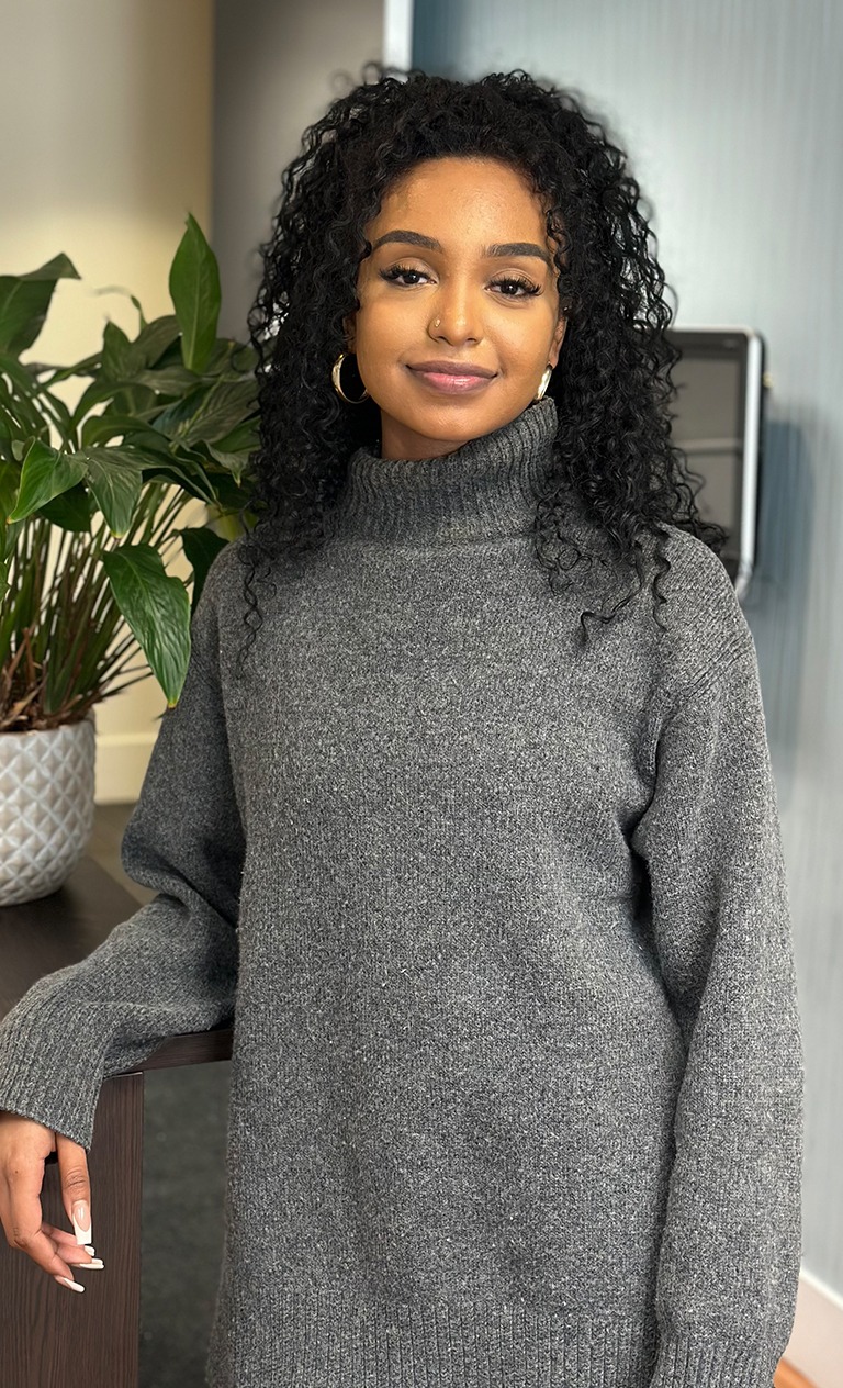 lettisia Lettisia - Chiropractic Assistant